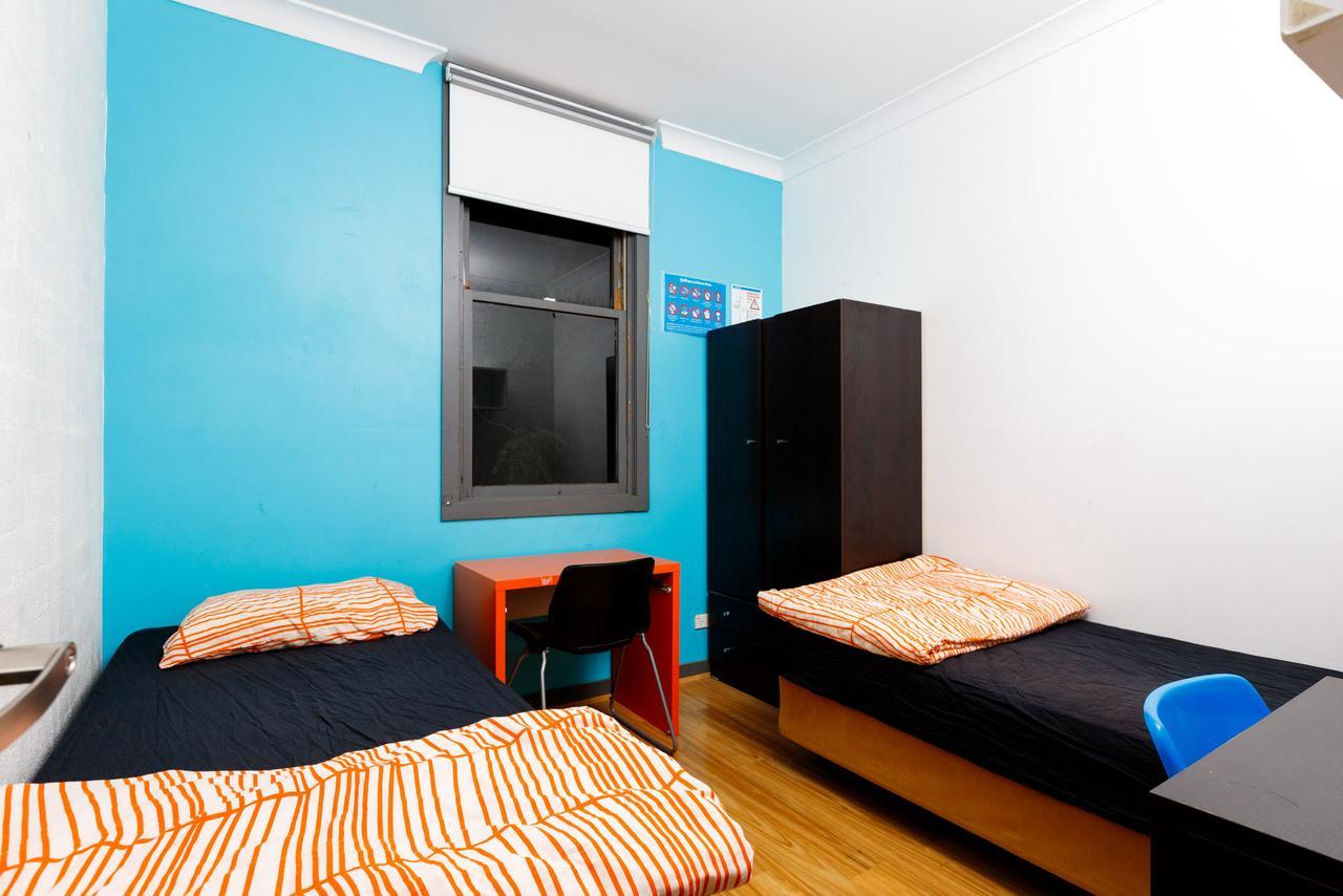South Yarra Hostel เมลเบิร์น ภายนอก รูปภาพ
