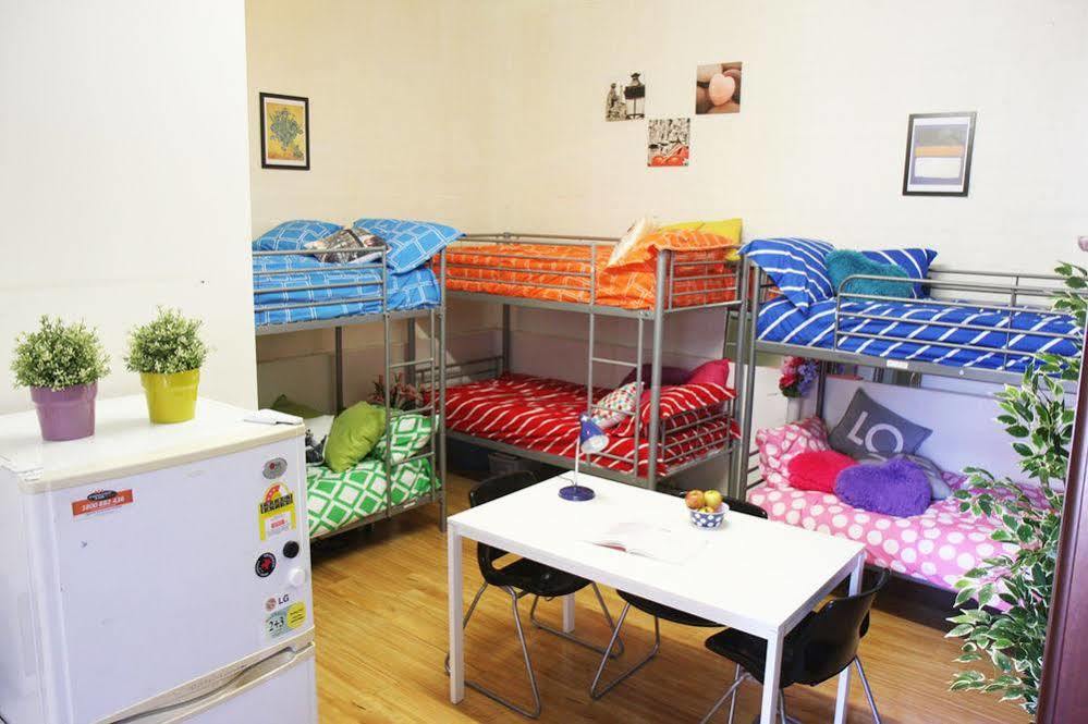 South Yarra Hostel เมลเบิร์น ภายนอก รูปภาพ