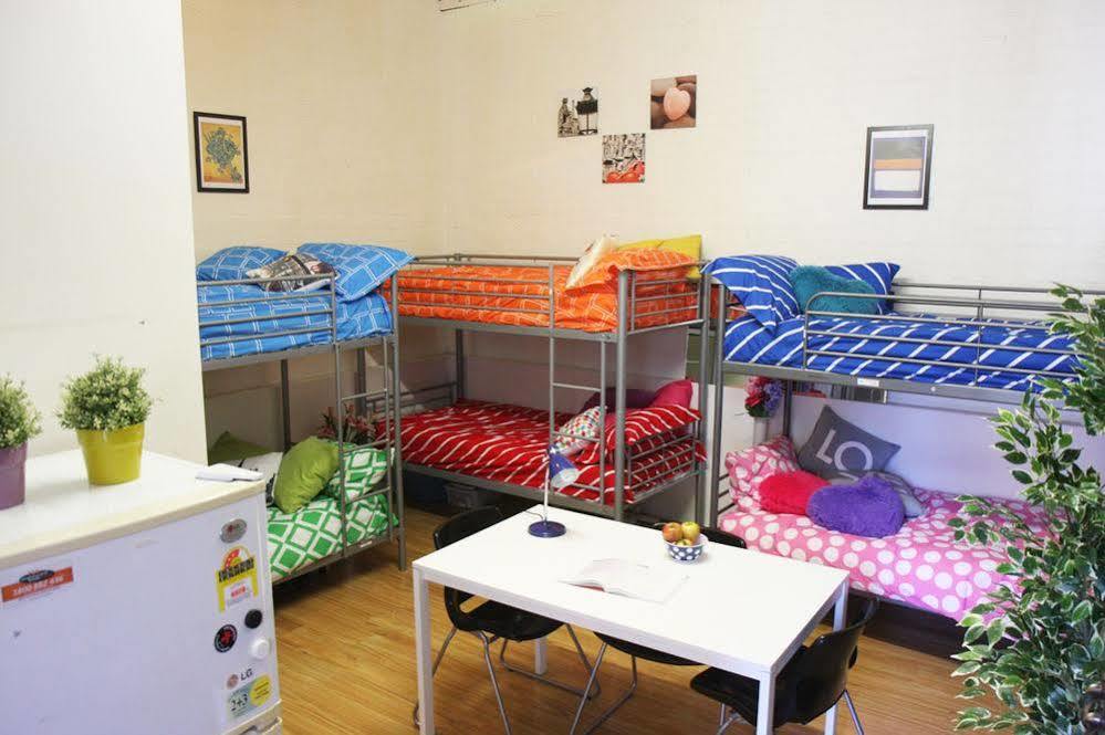 South Yarra Hostel เมลเบิร์น ภายนอก รูปภาพ