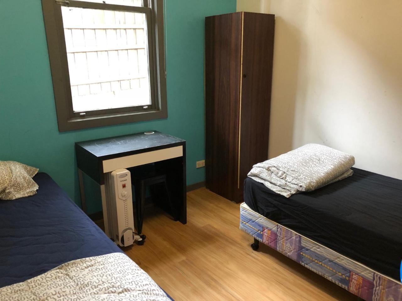 South Yarra Hostel เมลเบิร์น ภายนอก รูปภาพ